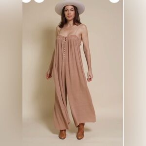 Mustard seed Women's Tan beige sleeveless wide leg boho Jumpsuit romper buttons